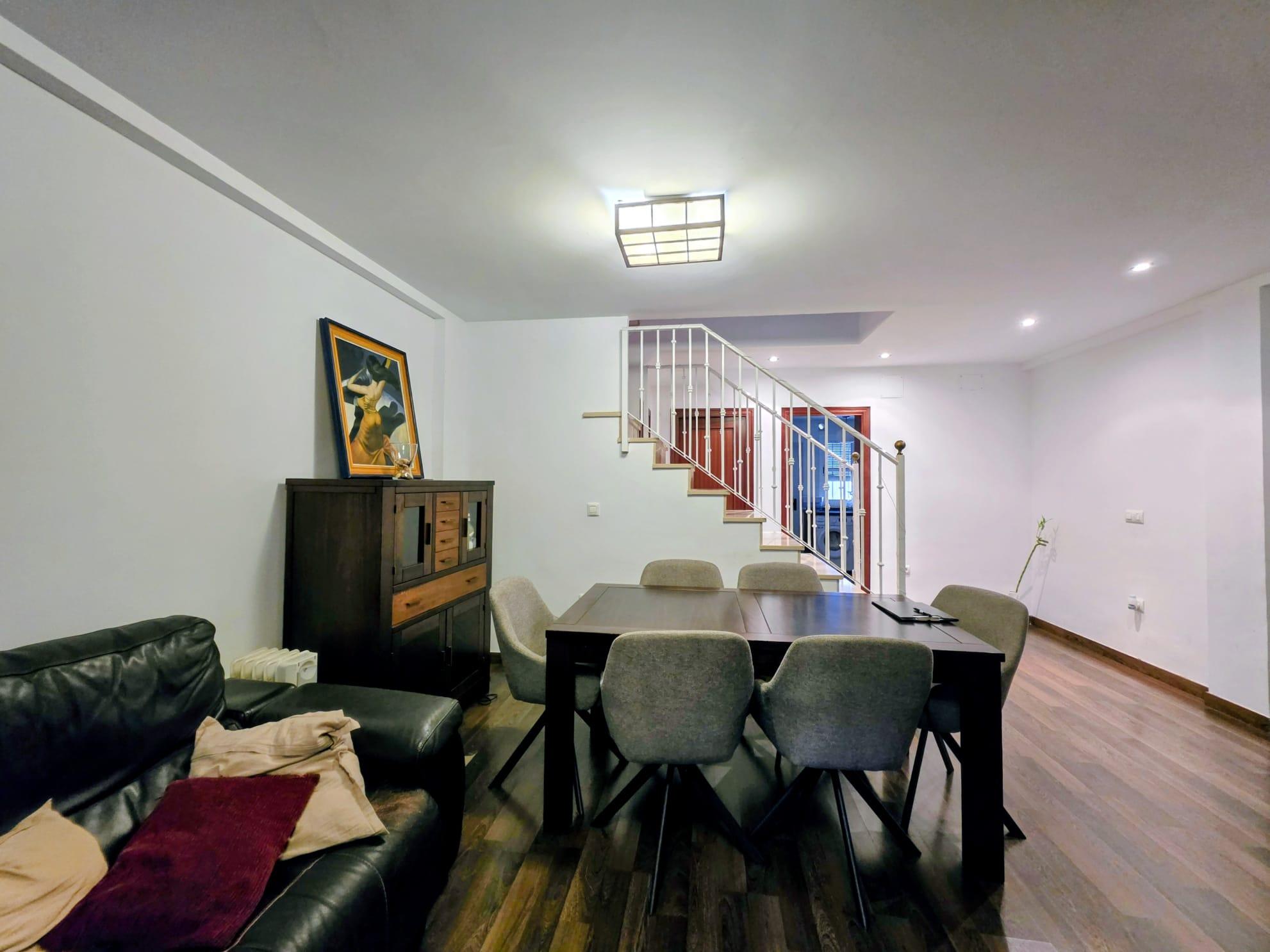 Imagen 8 Casa Adosada en venta en Chiclana De La Frontera / Situada en una zona en crecimiento bien...