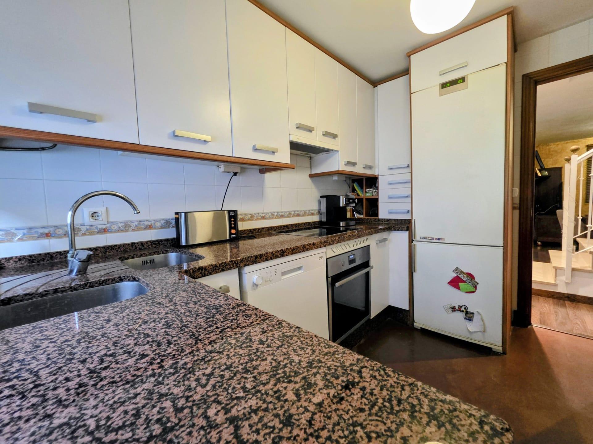 Imagen 10 Casa Adosada en venta en Chiclana De La Frontera / Situada en una zona en crecimiento bien...