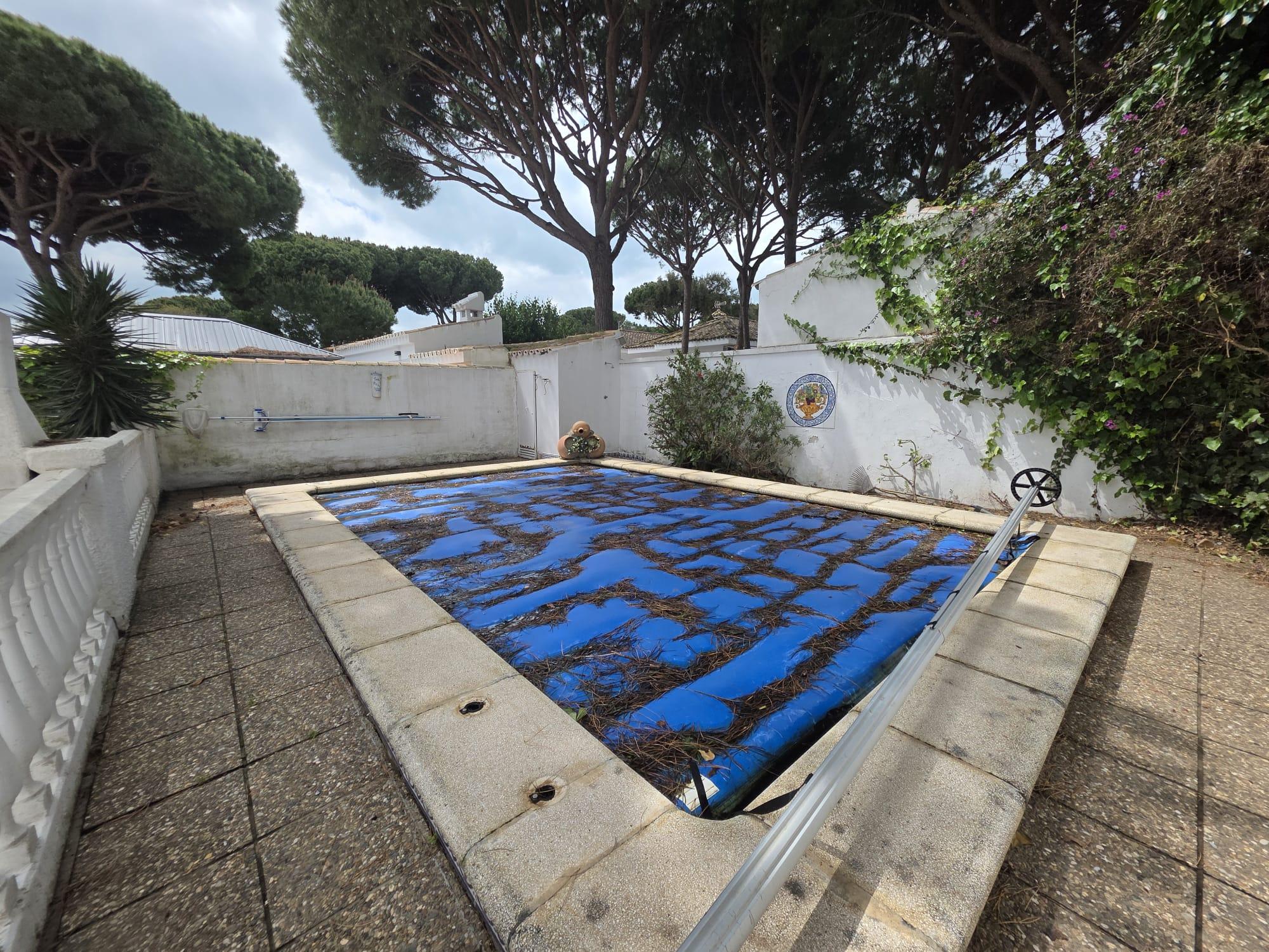 Imagen 8 Casa Adosada en venta en Chiclana De La Frontera / Sito en una de las zonas mas cotizadas ...