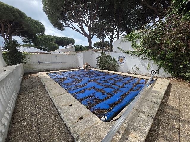 Imagen 8 Inmueble 302142 - Casa Adosada en venta en Chiclana De La Frontera / Sito en una de las zonas mas cotizadas ...