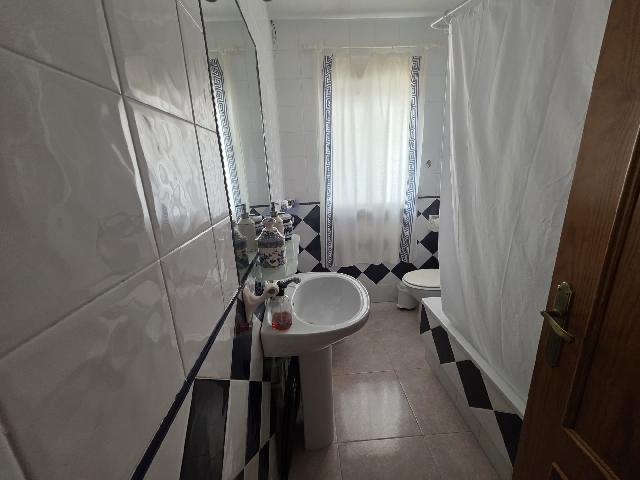 Imagen 21 Inmueble 302142 - Casa Adosada en venta en Chiclana De La Frontera / Sito en una de las zonas mas cotizadas ...
