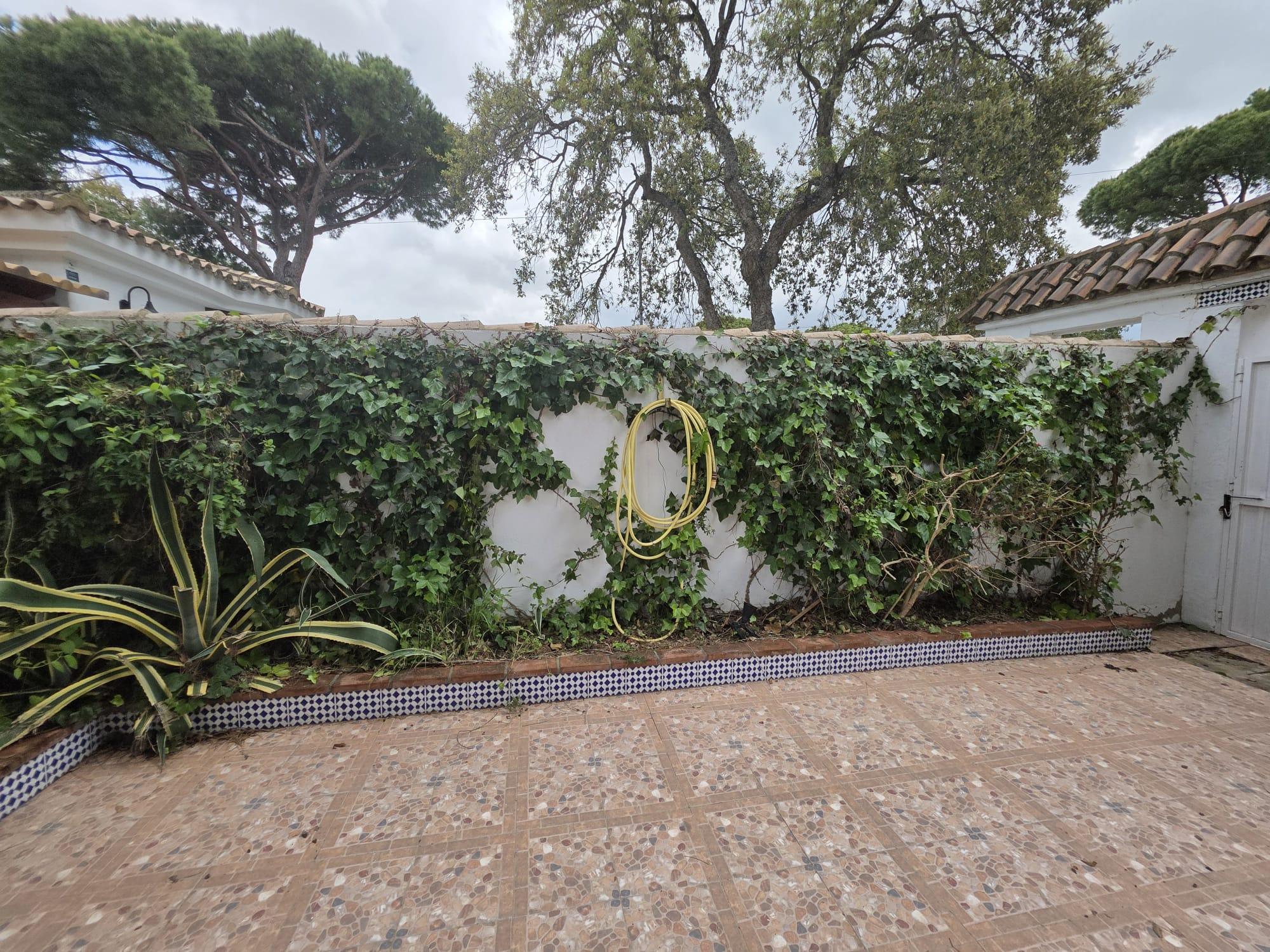 Imagen 2 Casa Adosada en venta en Chiclana De La Frontera / Sito en una de las zonas mas cotizadas ...