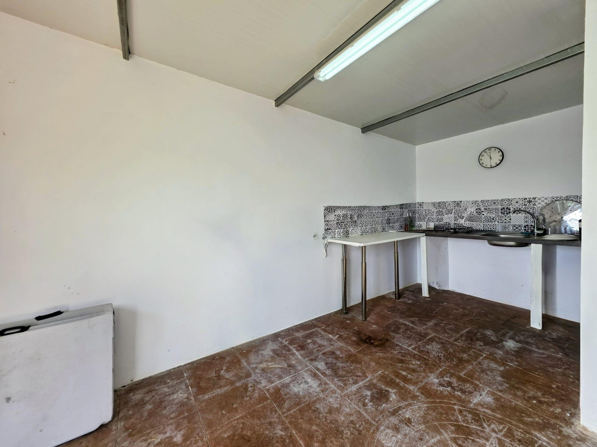 Imagen 38 Casa Rústica en venta en Chiclana De La Frontera / Situada en pago del humo proxima a vent...