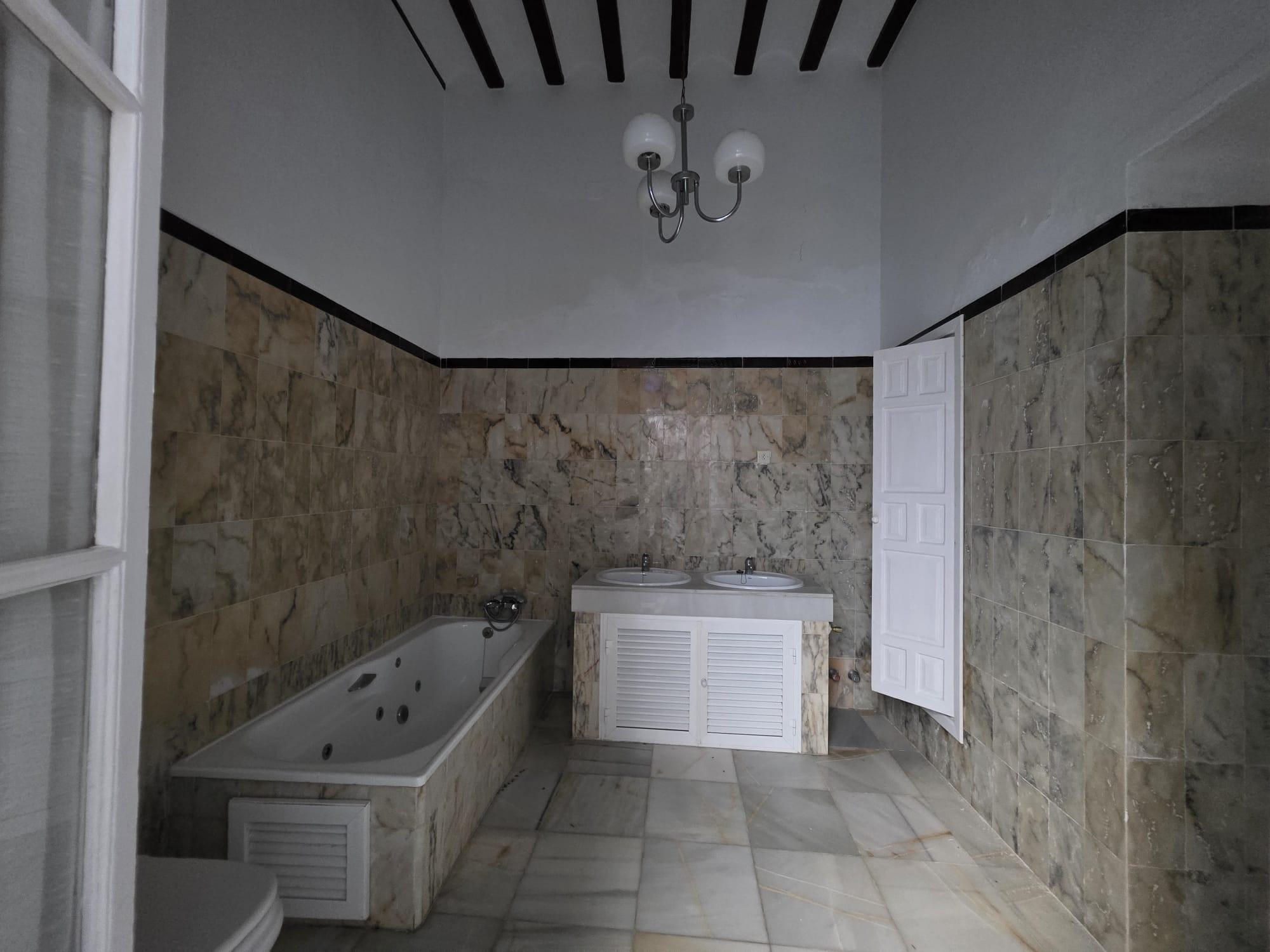 Imagen 15 Casa Pareada en venta en Puerto Real / Centro histórico  de Puerto Real 