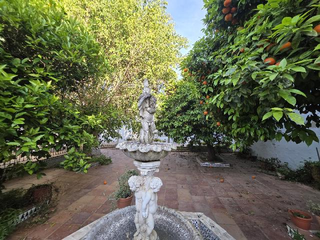 Imagen 1 Inmueble 302352 - Casa Pareada en venta en Puerto Real / Centro histórico  de Puerto Real 