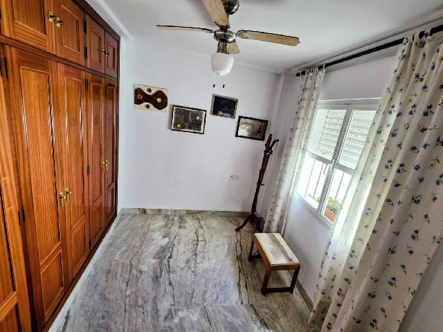 Imagen 30 Inmueble 302483 - Casa Pareada en venta en Chiclana De La Frontera /  Apocos metros del puente ntra. sra. de...