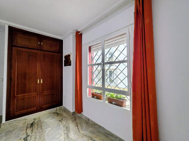 Imagen 32 Inmueble 302483 - Casa Pareada en venta en Chiclana De La Frontera /  Apocos metros del puente ntra. sra. de...