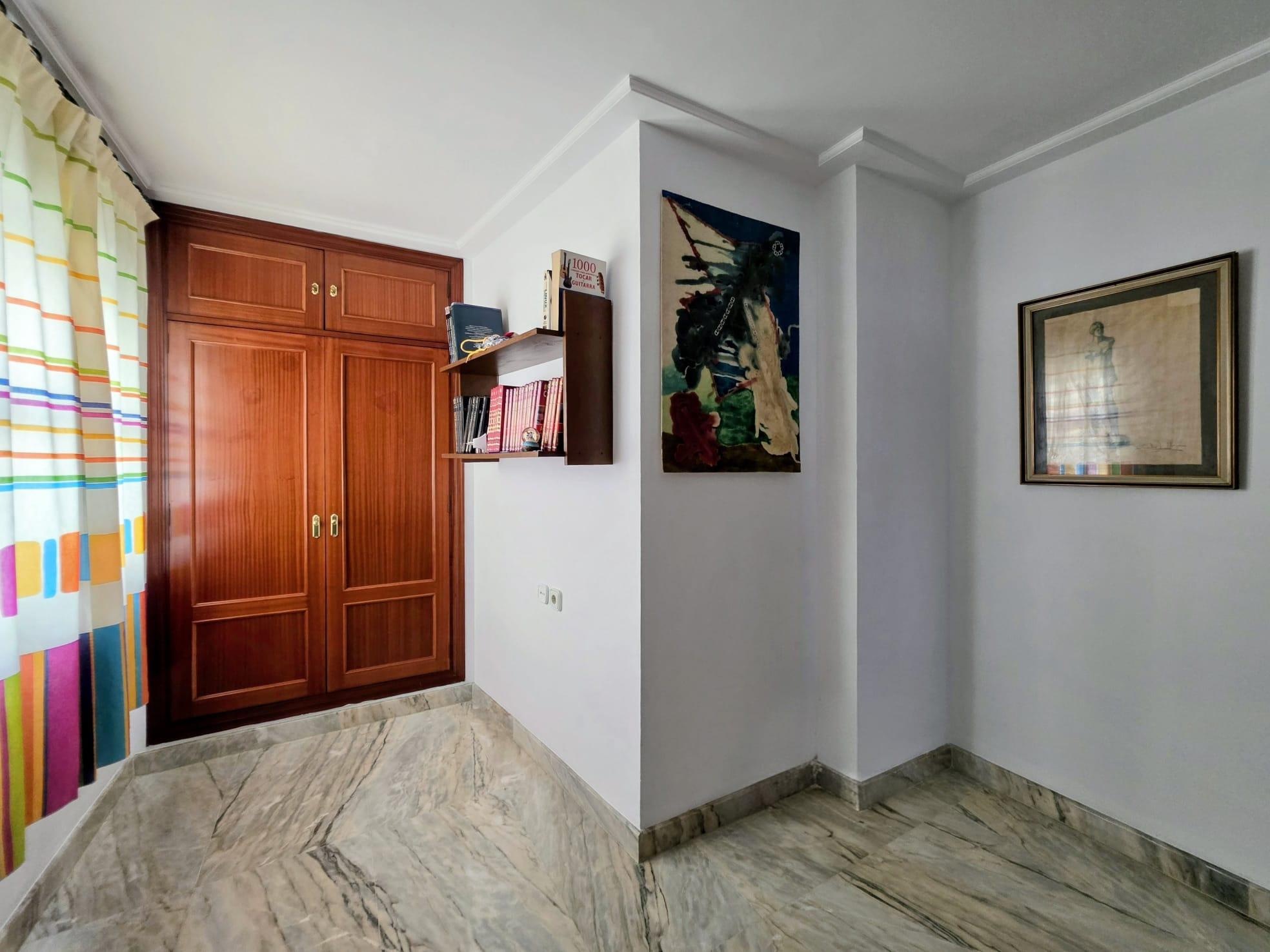 Imagen 33 Casa Pareada en venta en Chiclana De La Frontera /  Apocos metros del puente ntra. sra. de...