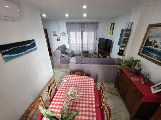 Imagen 11 Inmueble 302483 - Casa Pareada en venta en Chiclana De La Frontera /  Apocos metros del puente ntra. sra. de...