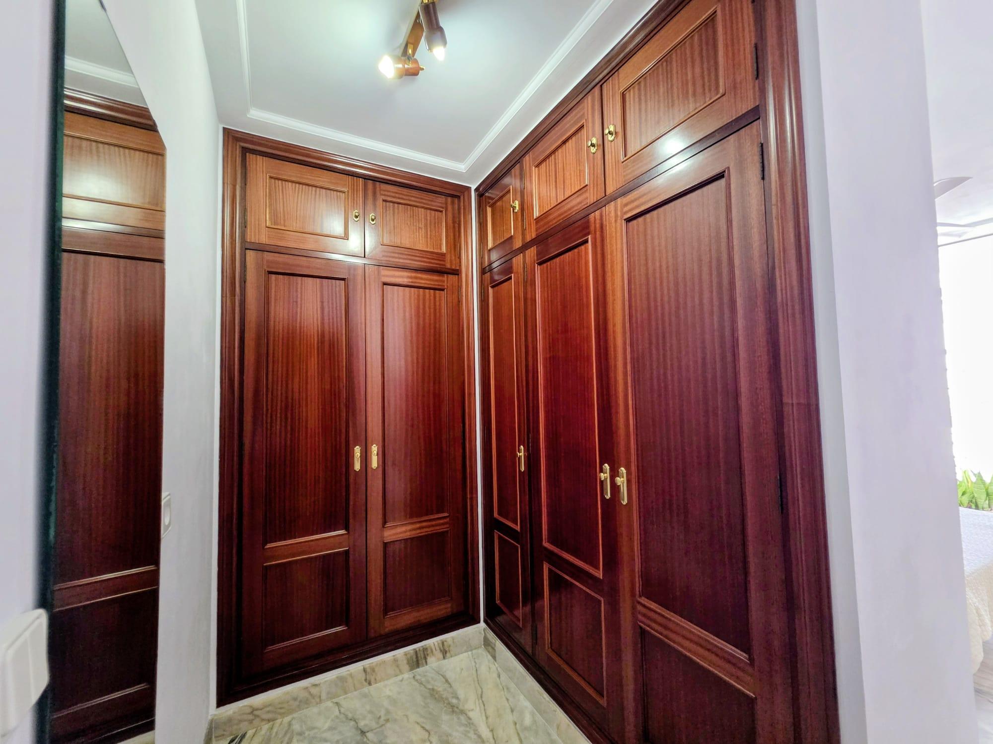 Imagen 26 Casa Pareada en venta en Chiclana De La Frontera /  Apocos metros del puente ntra. sra. de...
