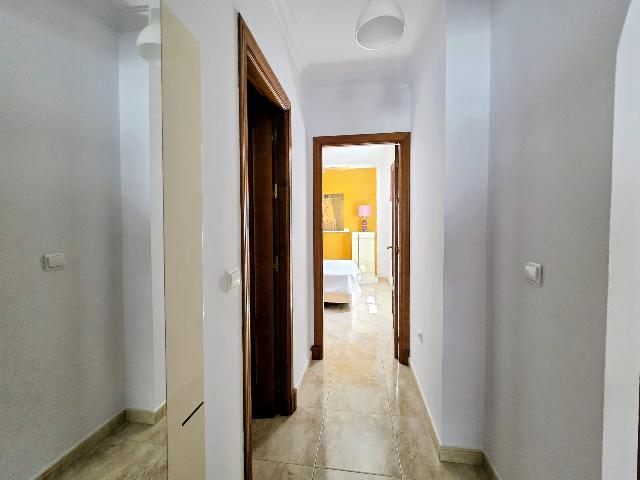 Imagen 8 Inmueble 302626 - Apartamento en venta en Conil De La Frontera /  Zona preferida por los conileños  cerca de...
