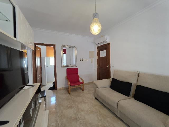 Imagen 3 Inmueble 302626 - Apartamento en venta en Conil De La Frontera /  Zona preferida por los conileños  cerca de...