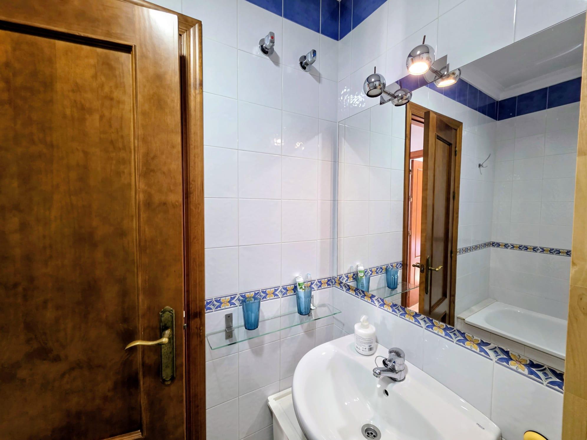 Imagen 32 Apartamento en venta en Conil De La Frontera /  Zona preferida por los conileños  cerca de...