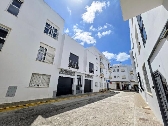 Imagen 39 Inmueble 302626 - Apartamento en venta en Conil De La Frontera /  Zona preferida por los conileños  cerca de...