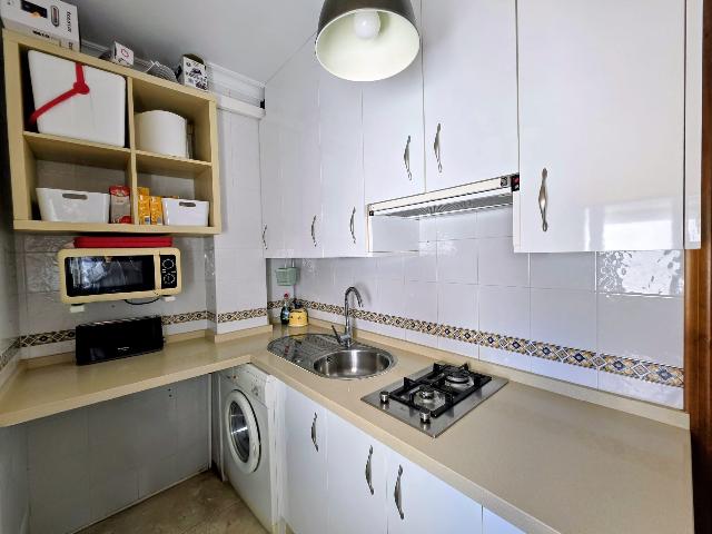 Imagen 14 Inmueble 302626 - Apartamento en venta en Conil De La Frontera /  Zona preferida por los conileños  cerca de...