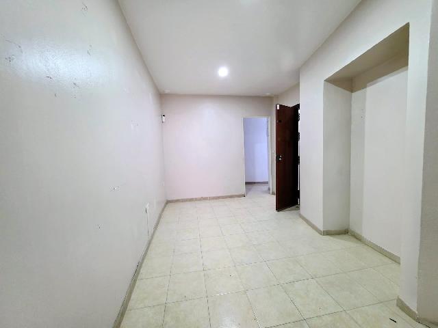 Imagen 11 Inmueble 302835 - Apartamento en venta en Cádiz / Apartamento centrico  cerca de la plaza las flores.