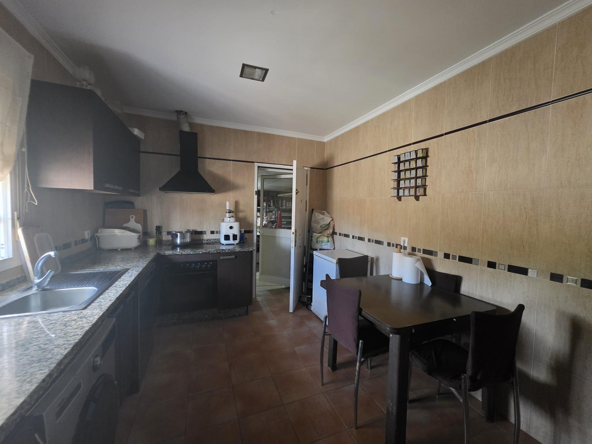 Imagen 9 Casa Aislada en venta en Chiclana De La Frontera / Situada en una zona residencial  tranquila  