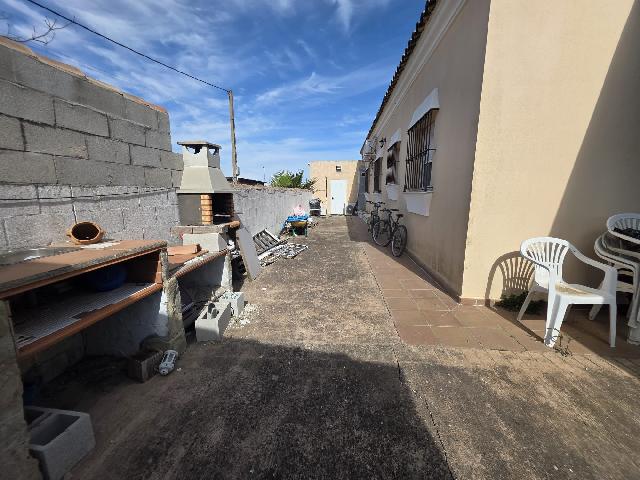 Imagen 35 Inmueble 302842 - Casa Aislada en venta en Chiclana De La Frontera / Situada en una zona residencial  tranquila  