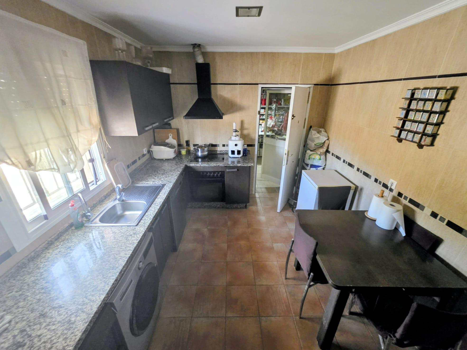 Imagen 11 Casa Aislada en venta en Chiclana De La Frontera / Situada en una zona residencial  tranquila  