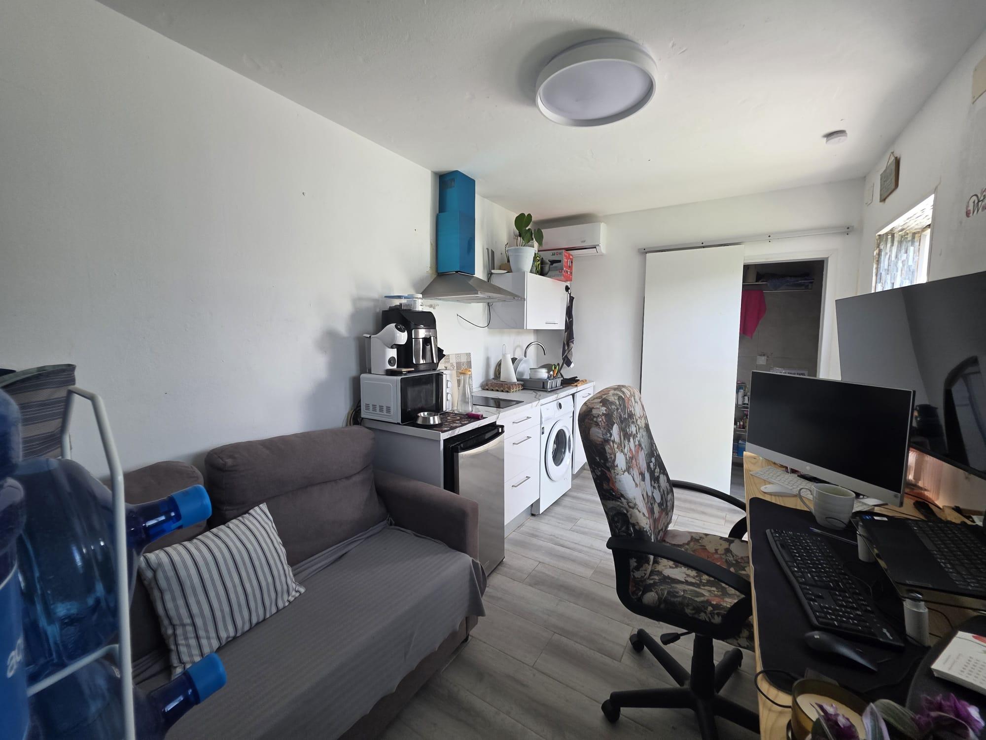 Imagen 25 Casa Aislada en venta en Chiclana De La Frontera / Situada en una zona residencial  tranquila  