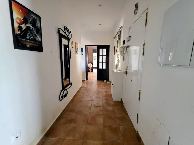 Imagen 23 Inmueble 302842 - Casa Aislada en venta en Chiclana De La Frontera / Situada en una zona residencial  tranquila  
