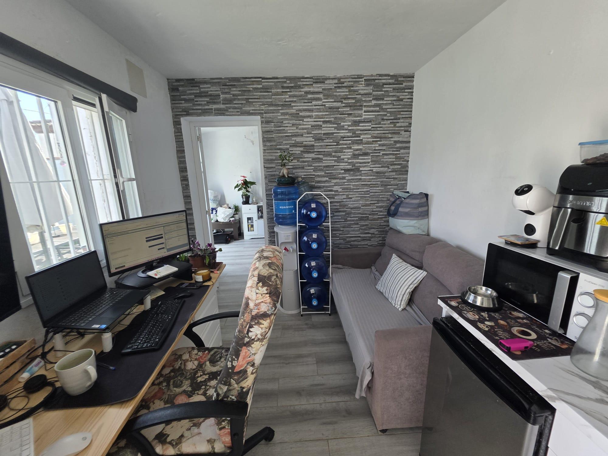 Imagen 26 Casa Aislada en venta en Chiclana De La Frontera / Situada en una zona residencial  tranquila  