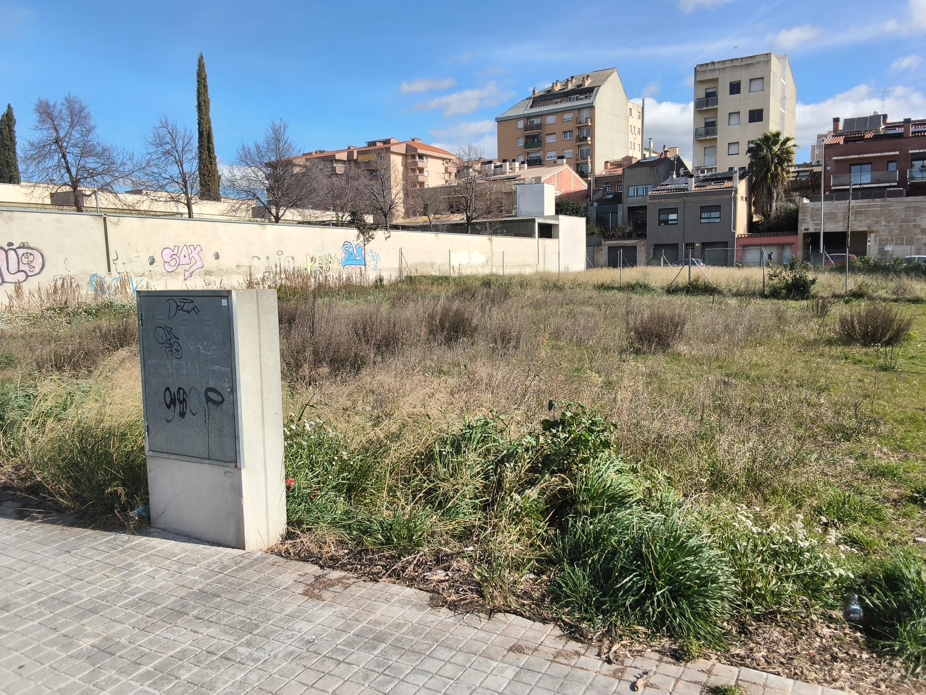Imagen 2 Solar Urbano en venta en Granollers / Zona muy tranquila de granollers