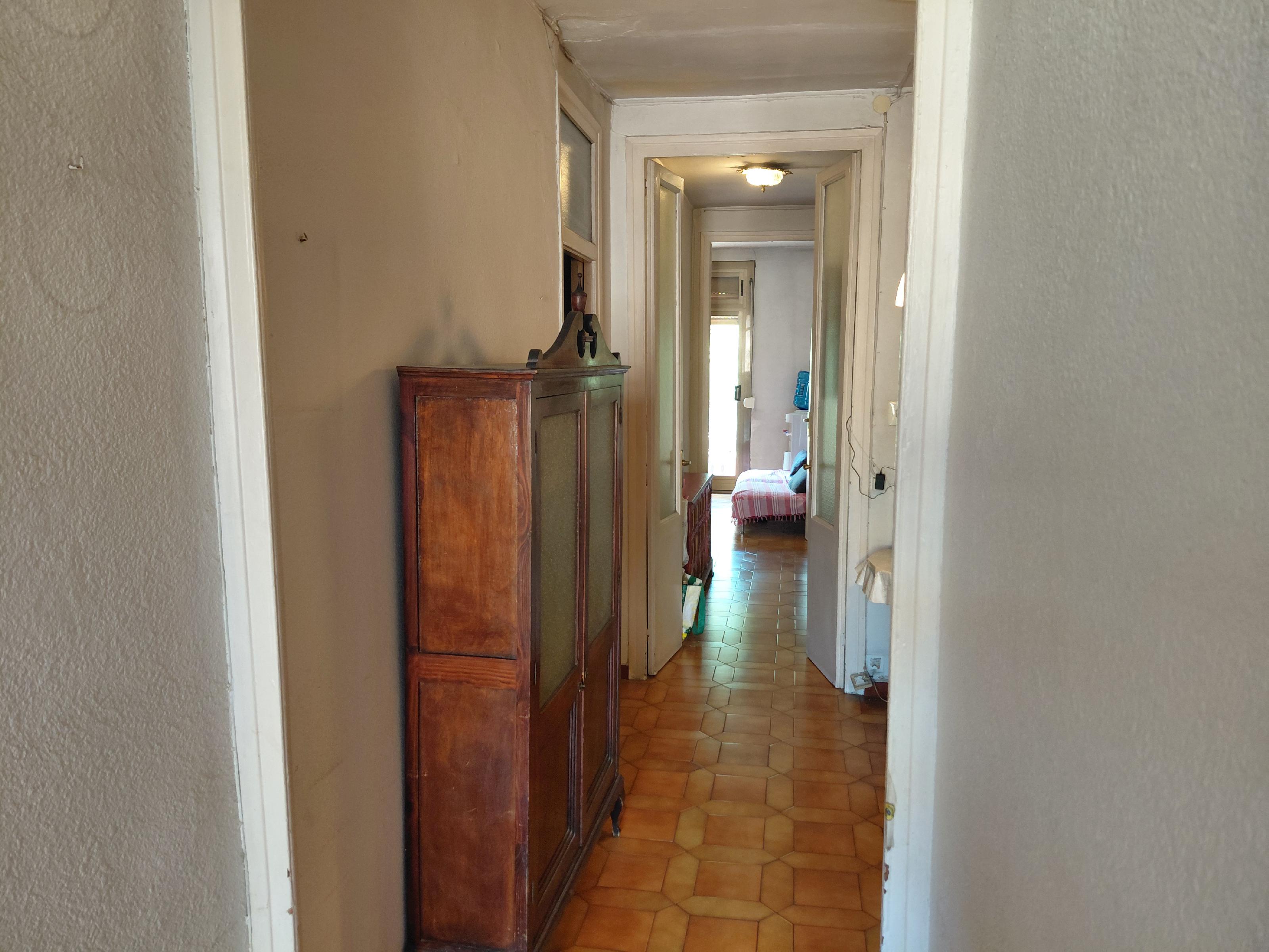 Imagen 2 Piso en venta en Barcelona / Situado en Gran via de les corts catalanes