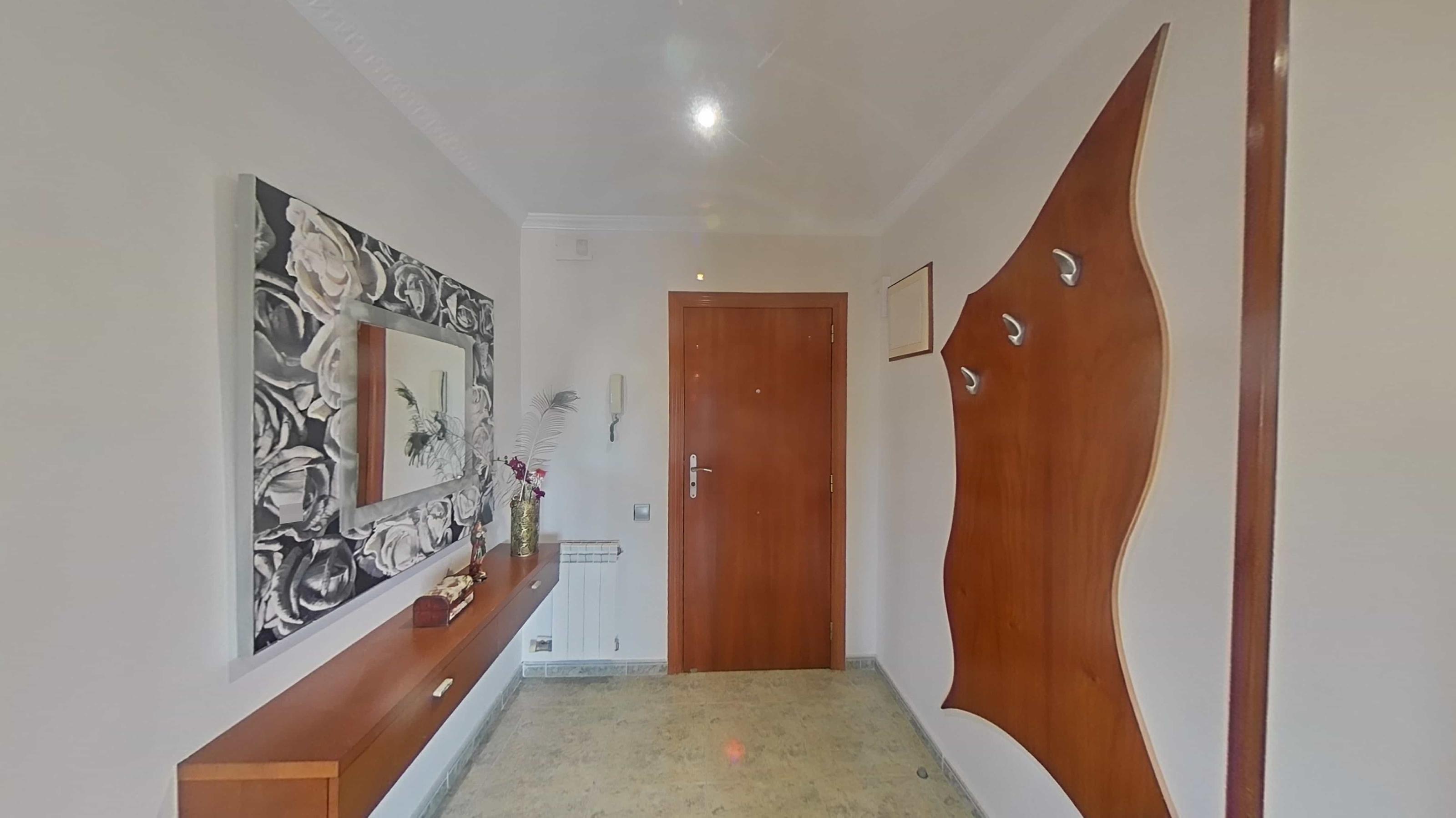 Imagen 6 Piso en venta en Montornès Del Vallès / Piso en la sexta planta en el  centro de Montornes 