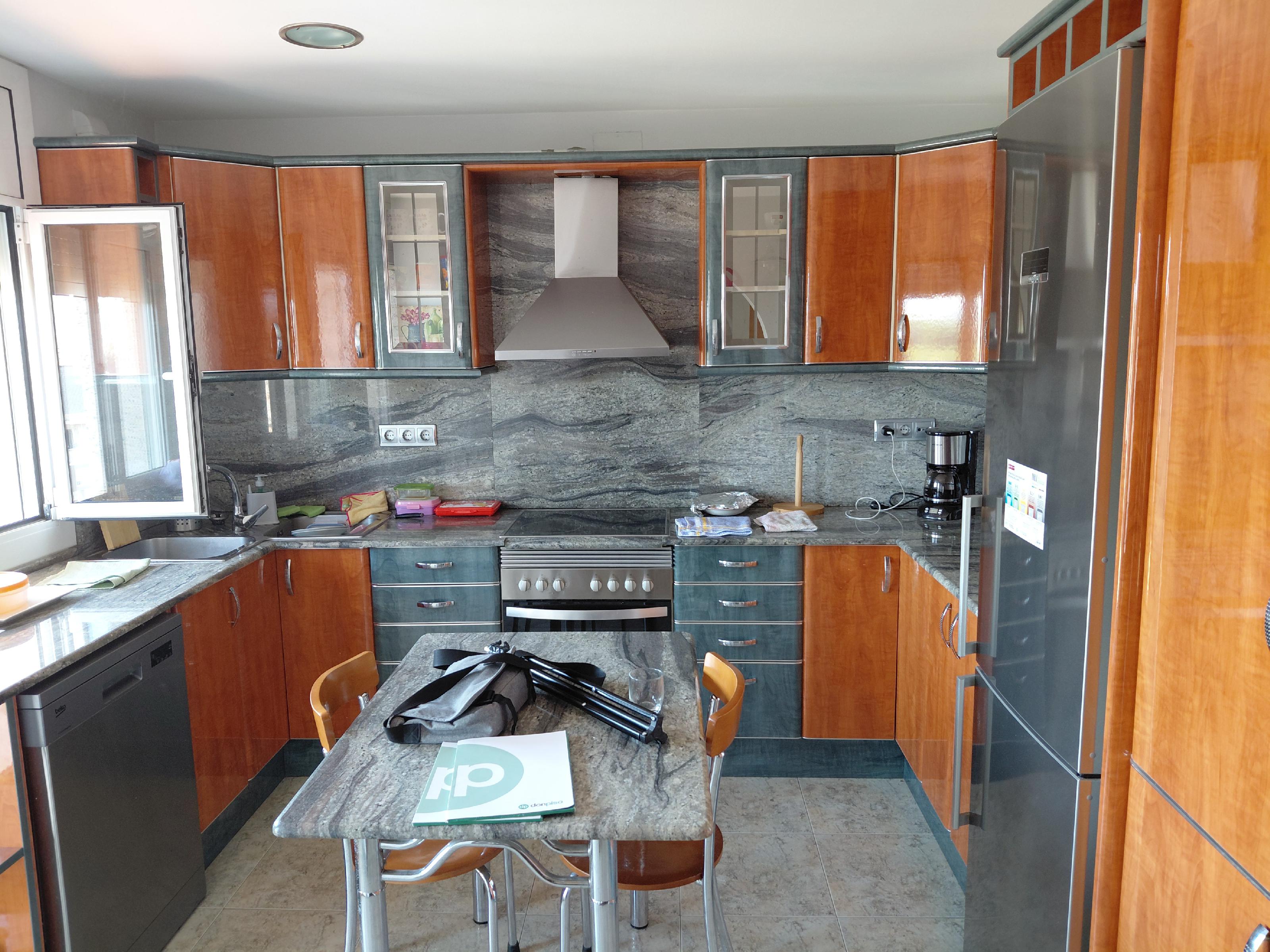 Imagen 4 Piso en venta en Montornès Del Vallès / Piso en la sexta planta en el  centro de Montornes 