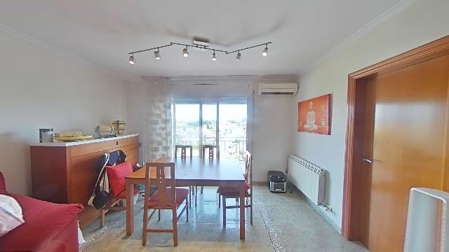 Imagen 3 Inmueble 302819 - Piso en venta en Montornès Del Vallès / Piso en la sexta planta en el  centro de Montornes 