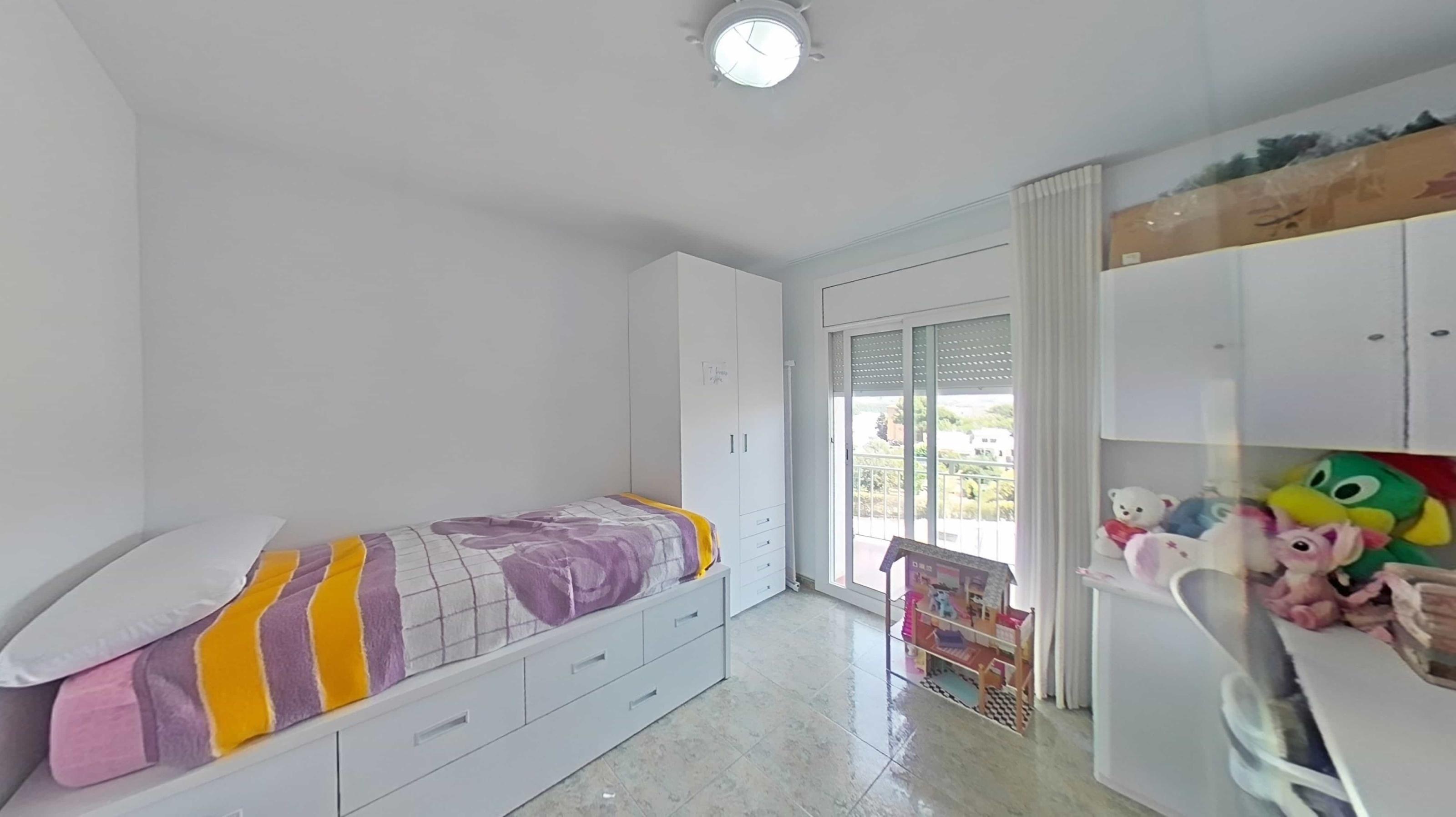 Imagen 14 Piso en venta en Montornès Del Vallès / Piso en la sexta planta en el  centro de Montornes 