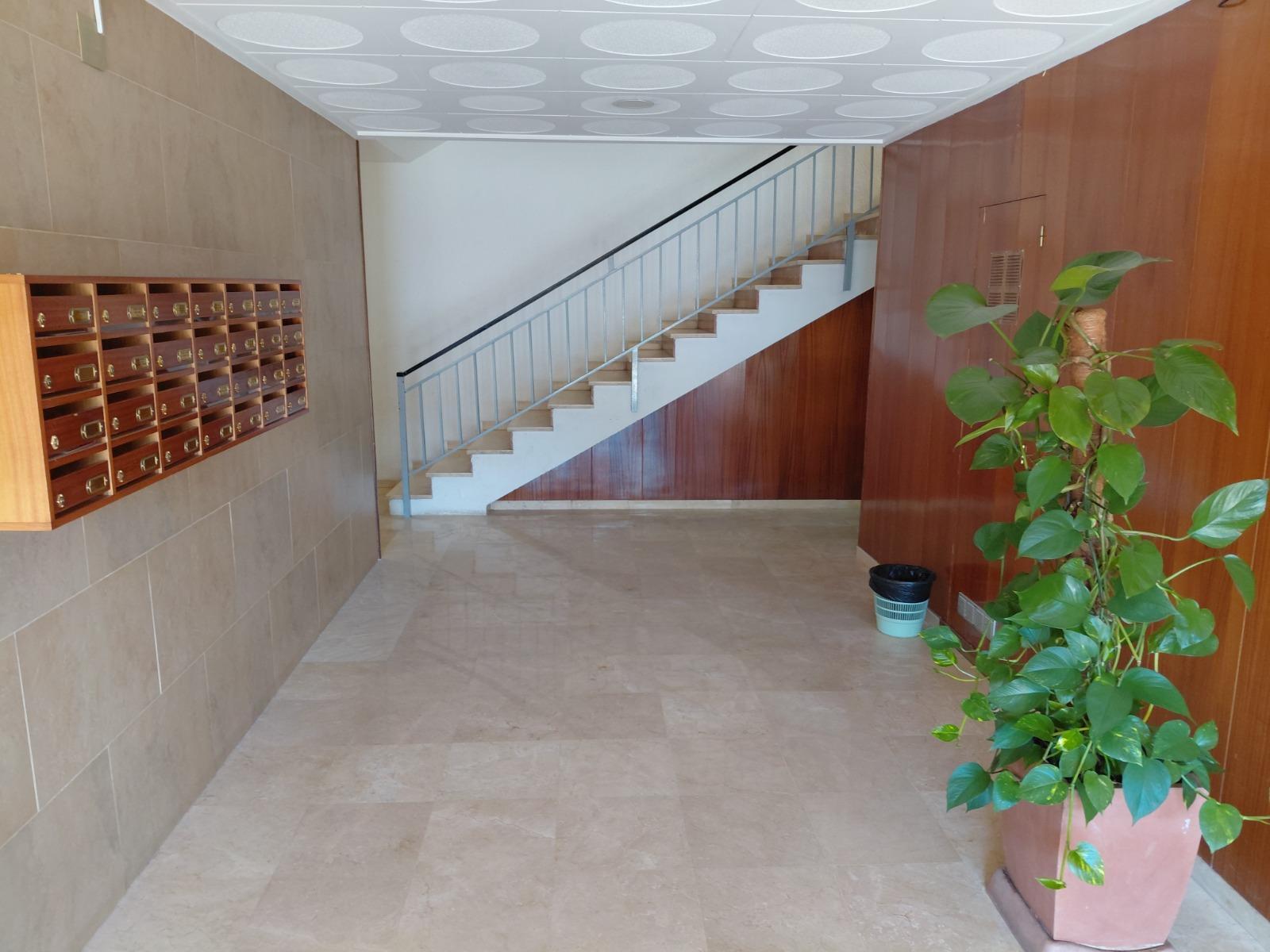 Imagen 12 Piso en venta en Montornès Del Vallès / Piso en la sexta planta en el  centro de Montornes 