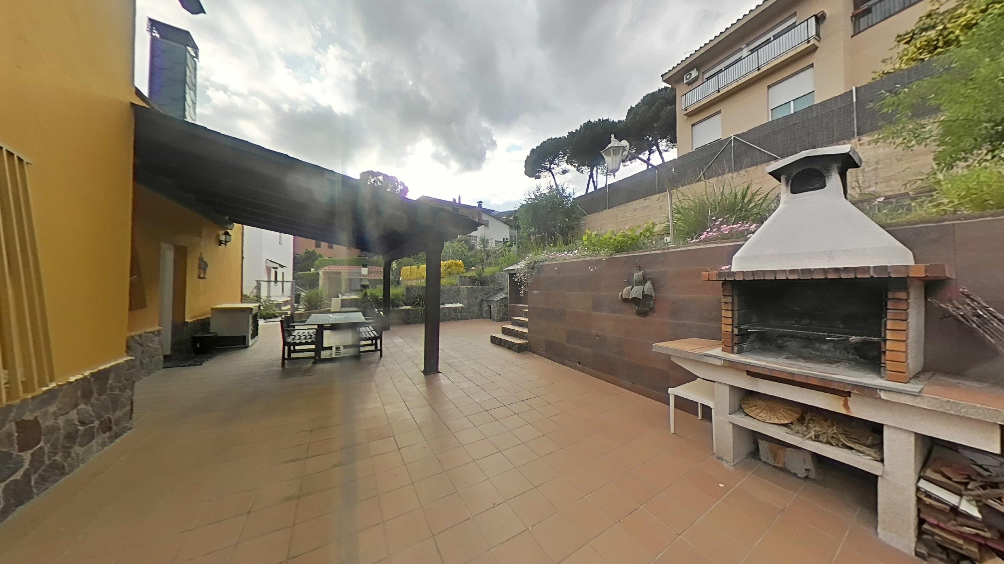 Imagen 10 Casa Aislada en venta en Sant Fost De Campsentelles / Preciosa casa a 20 m. de Barcelona y...