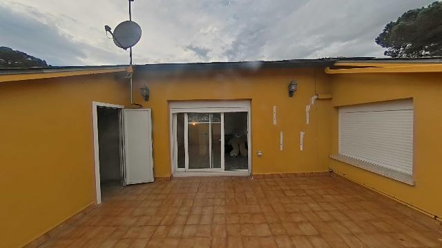 Imagen 26 Inmueble 302839 - Casa Aislada en venta en Sant Fost De Campsentelles / Preciosa casa a 20 m. de Barcelona y...