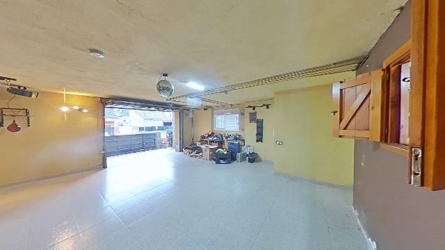 Imagen 25 Inmueble 302839 - Casa Aislada en venta en Sant Fost De Campsentelles / Preciosa casa a 20 m. de Barcelona y...