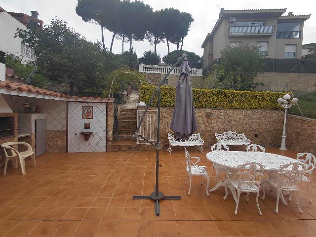 Imagen 8 Inmueble 306402 - Casa en venta en Sant Fost De Campsentelles / Gran casa con piscina a 10 min. de Badalona