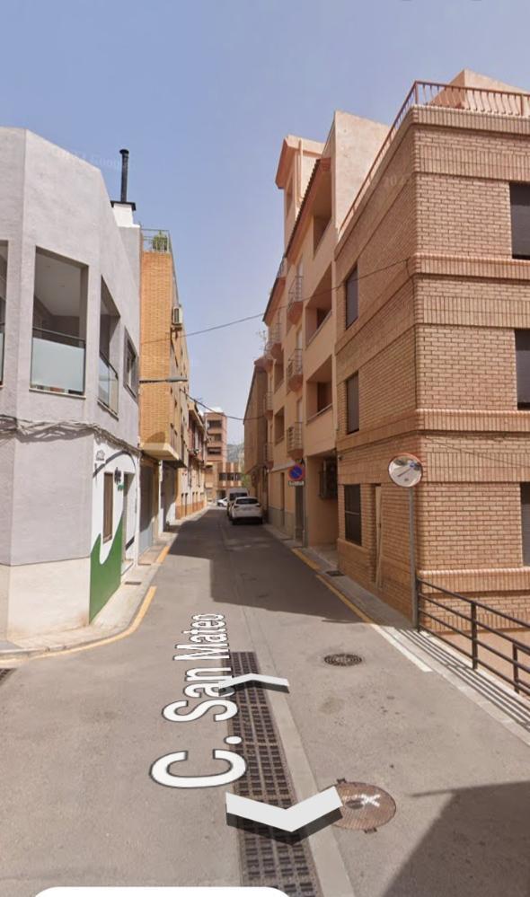 Imagen 7 Local Comercial en venta en Alcora L´ /   Espacio suficiente para cuatro coches ,  en  e...