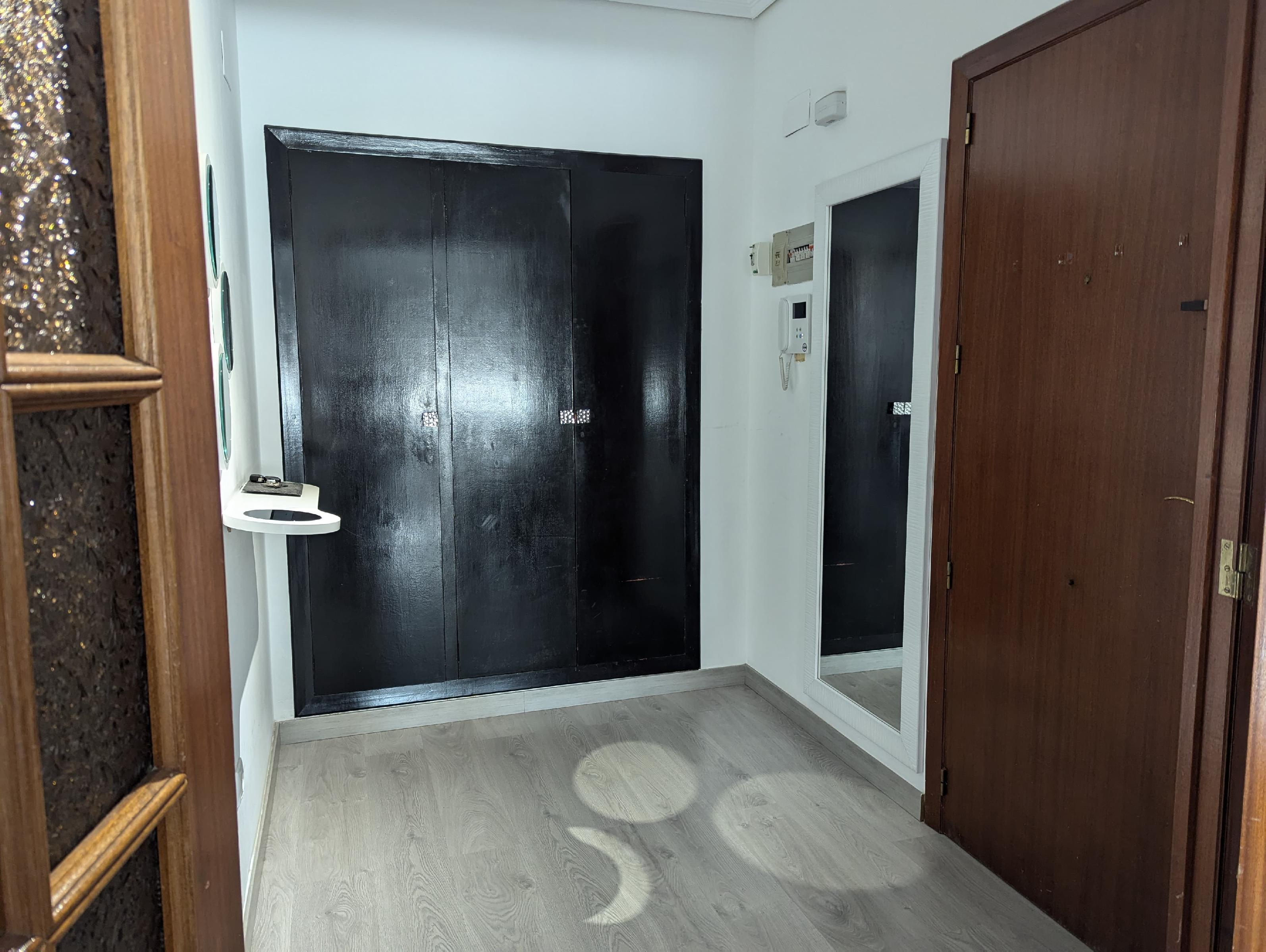 Imagen 5 Piso en venta en Borriana/burriana /  En una arteria principal de salida