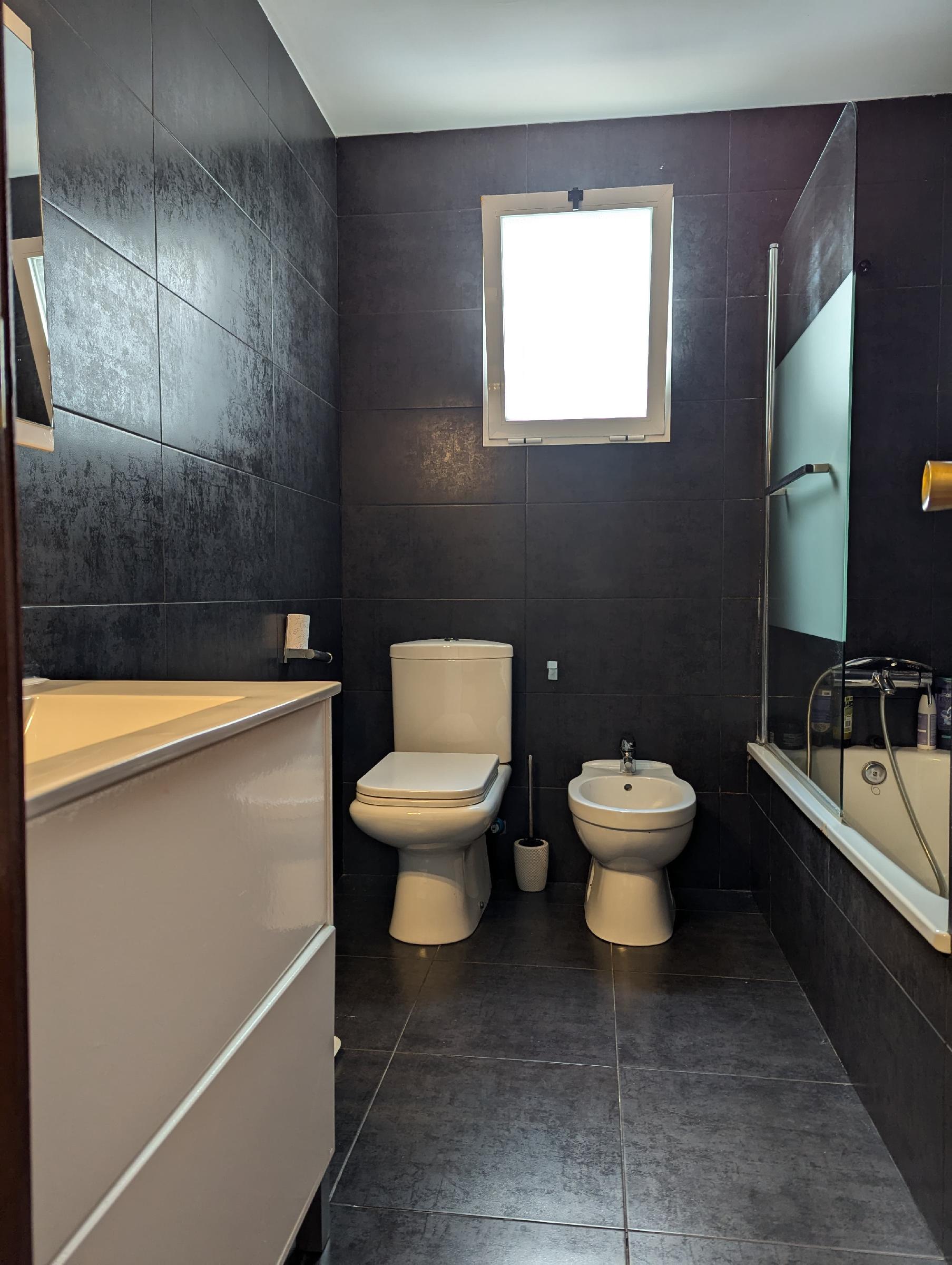 Imagen 10 Piso en venta en Borriana/burriana /  En una arteria principal de salida