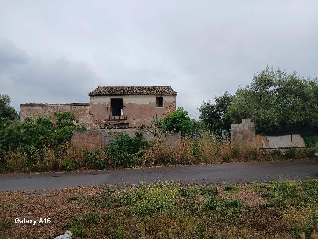 Imagen 1 Inmueble 301810 - Casa Aislada en venta en Onda / Lloma de rátils, cerca del núcleourbano