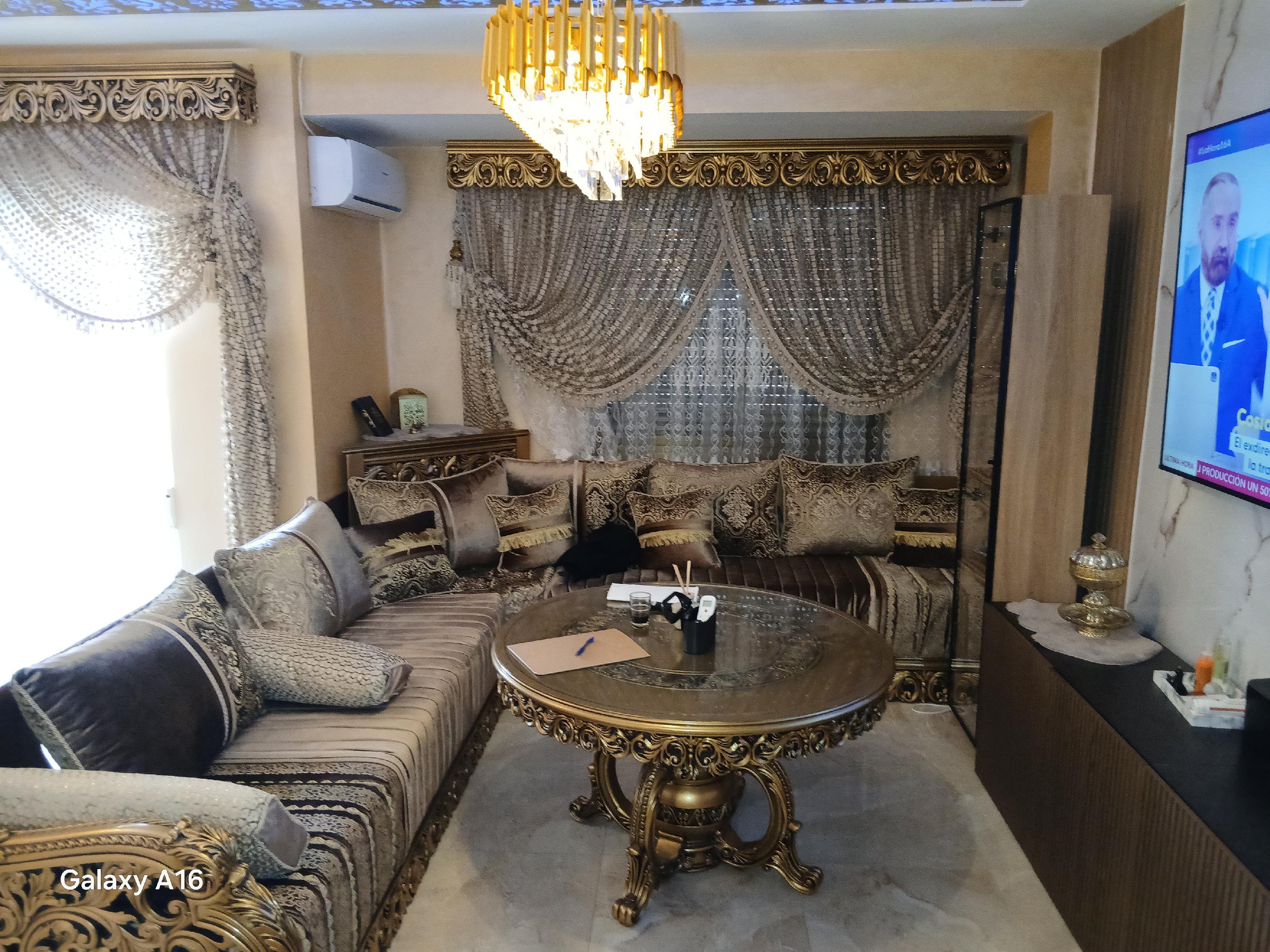 Imagen 1 Piso en venta en Vila-real /  Cerca de todos los servicios, bien ubicado