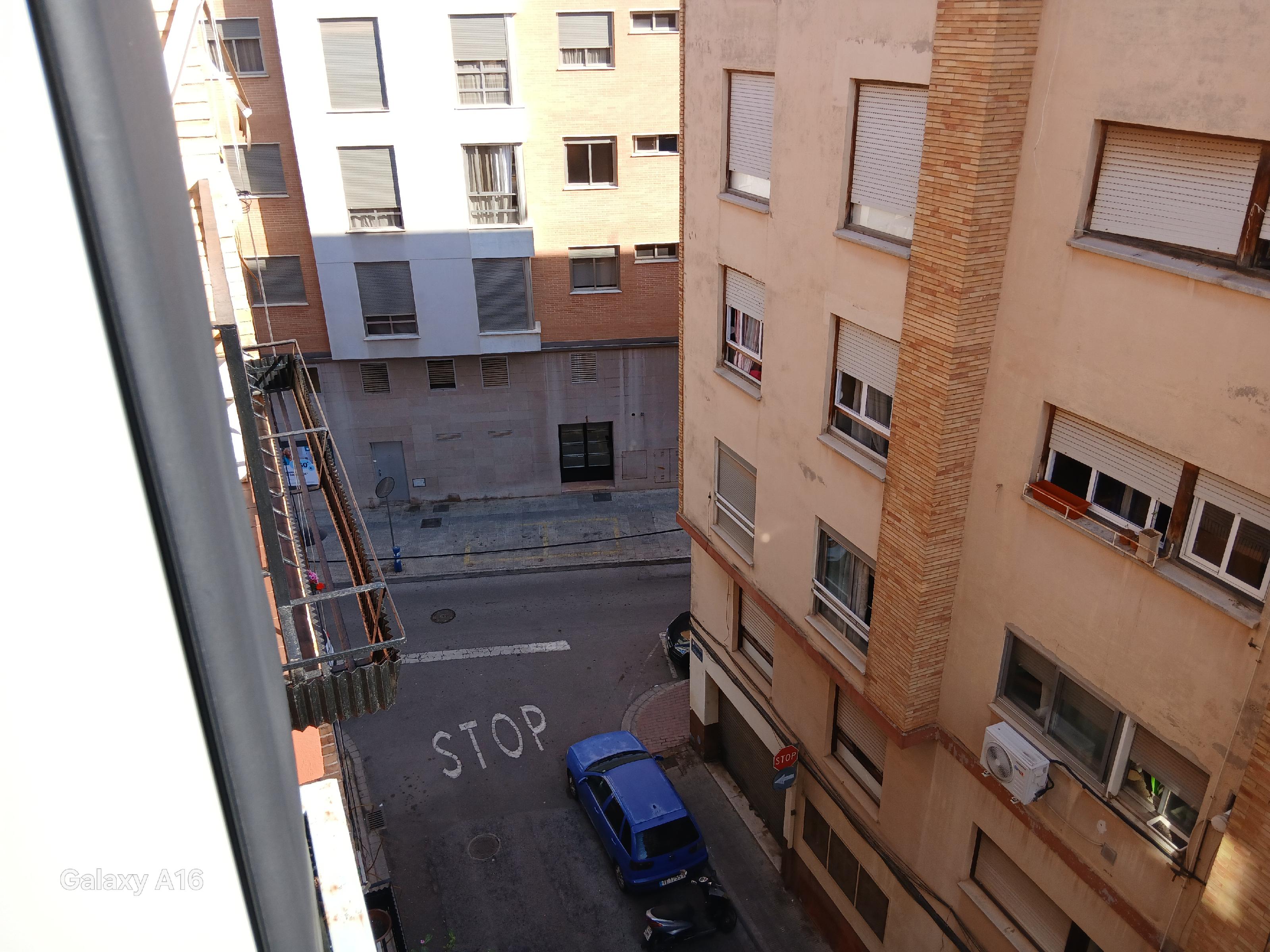 Imagen 20 Piso en venta en Vila-real /  Cerca de todos los servicios, bien ubicado