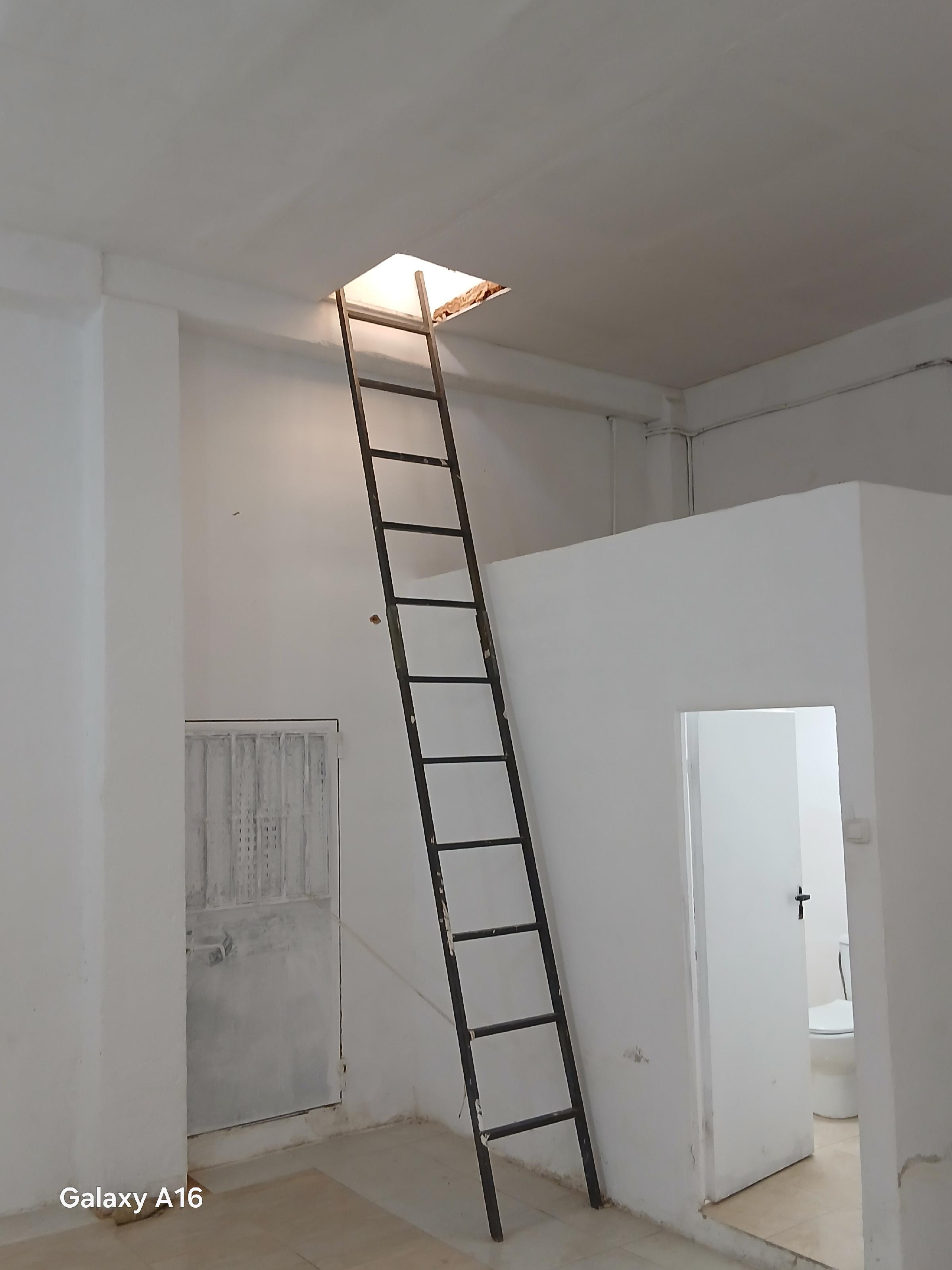 Imagen 9 Local Comercial en venta en Borriana/burriana /  Ubicado en zona de entrada y salida. Apto...