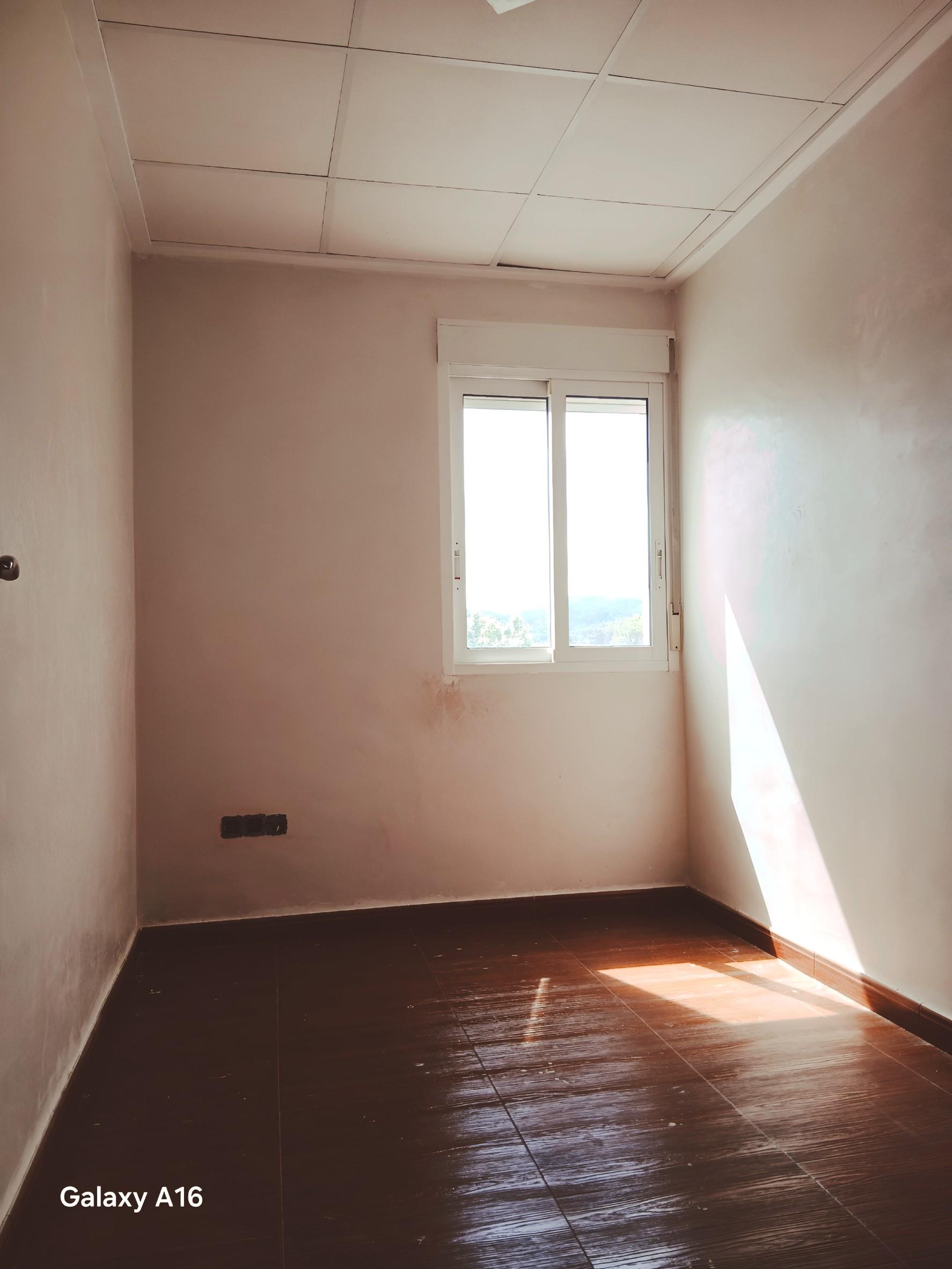 Imagen 7 Piso en venta en Onda /  Frente al colegio Ceip Baltasar Rull,  parquing delante