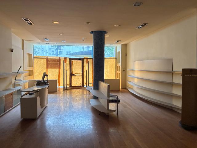 Imagen 10 Inmueble 274667 - Local Comercial en alquiler en Vigo / Zona Independencia