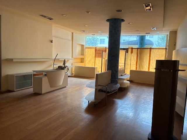 Imagen 23 Inmueble 274667 - Local Comercial en alquiler en Vigo / Zona Independencia