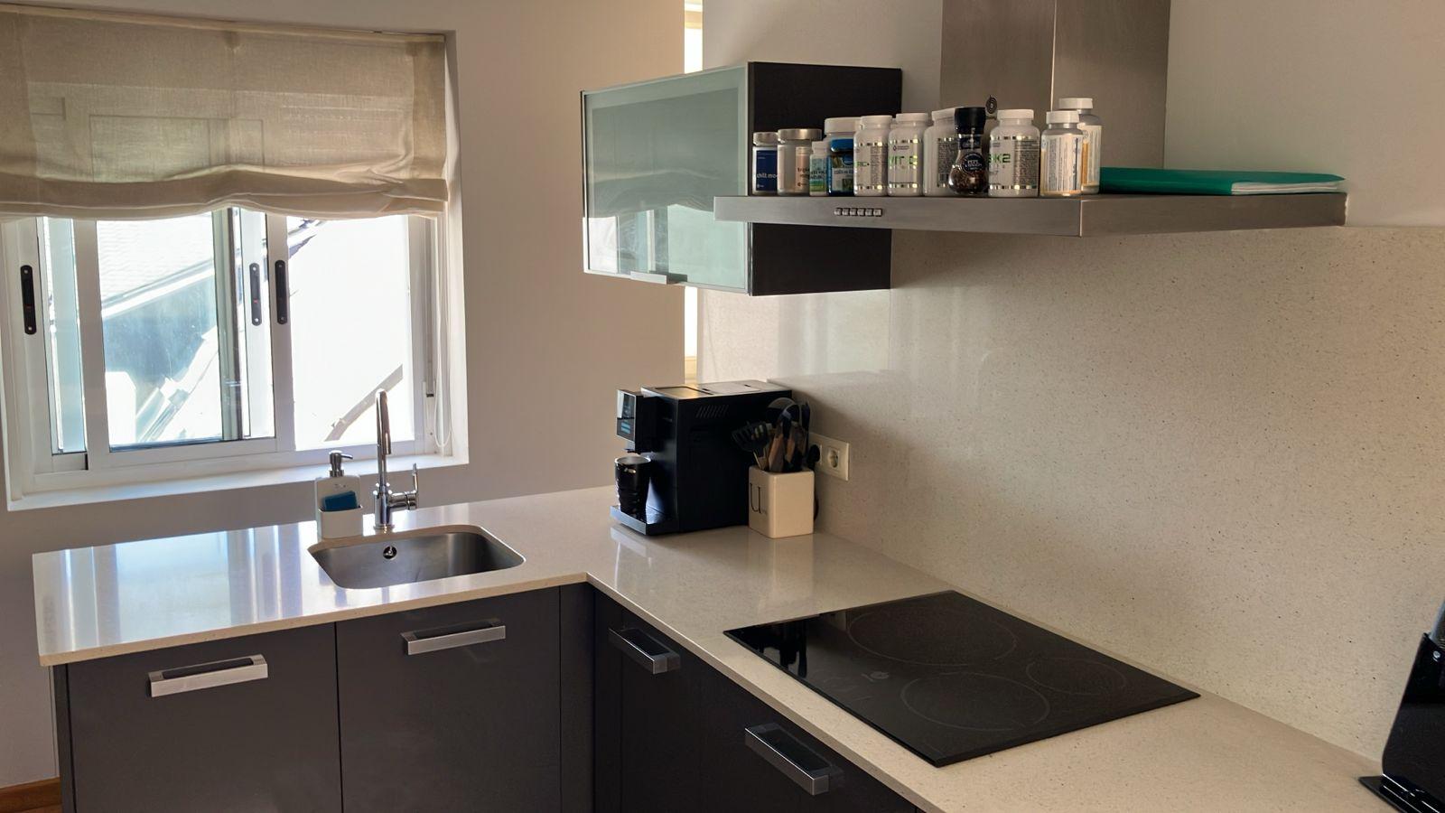 Imagen 10 Ático en alquiler en Vigo / Rosalia de Castro, pleno centro 