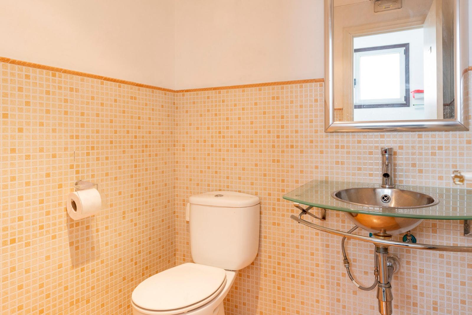 Imagen 15 Local Comercial en venta en Vigo / Zona Ramon Neto