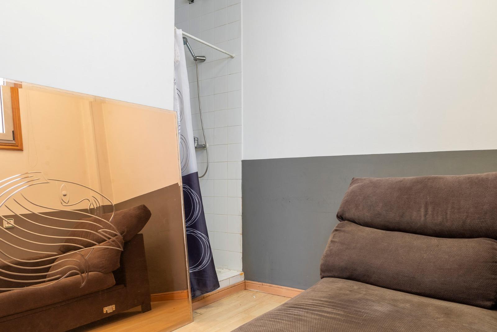 Imagen 26 Local Comercial en venta en Vigo / Zona Ramon Neto